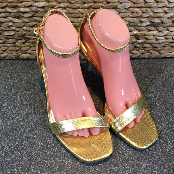 Lilly Pulitzer Shoes - Lilly Pulitzer Gold “Natalie” Heels